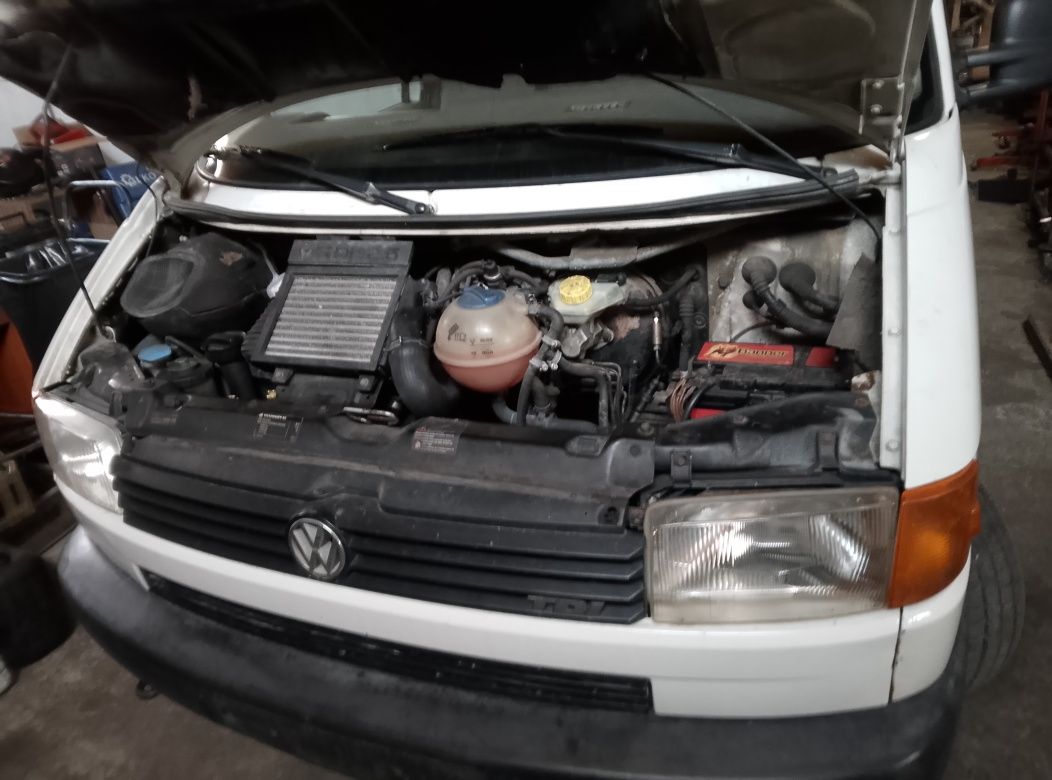 VW T4 2,5 TDI 102 km Silnik Goły slupek bez osprzętu 420 tys km