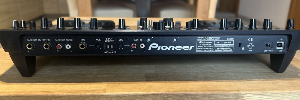 Pioneer DDJ-ERGO-K + case Magma – komplet DJ