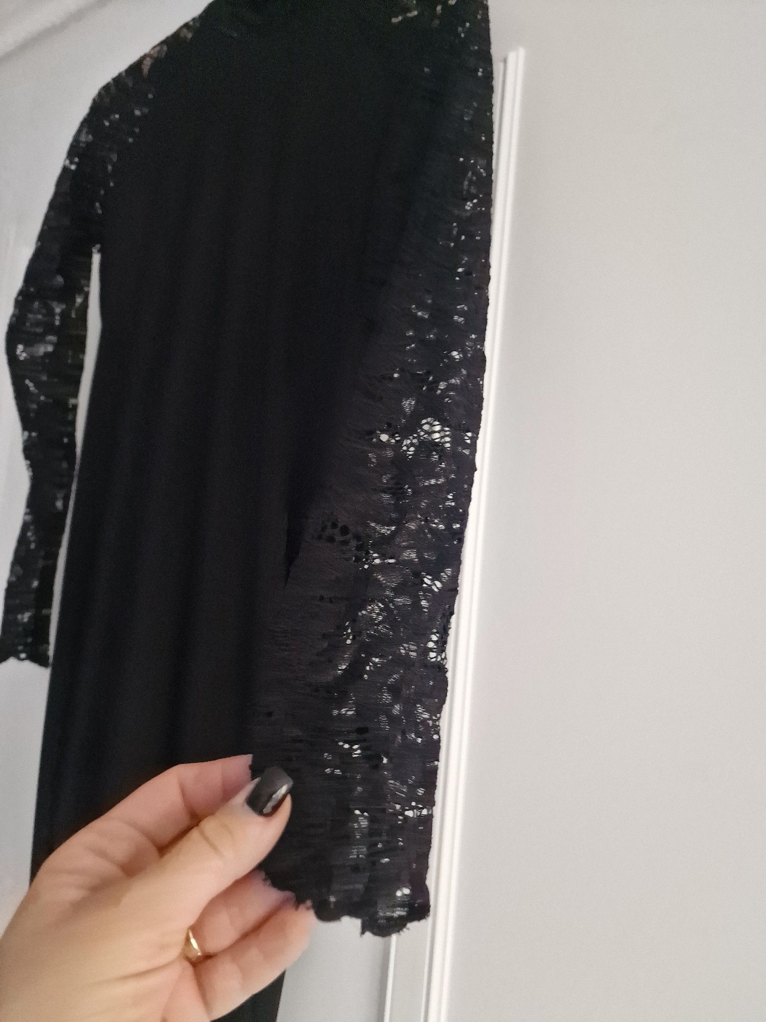 Czarna suknia do sesji ciążowych od Kama props M=L