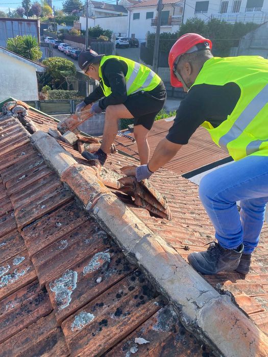 Demolição e retirada de entulhos