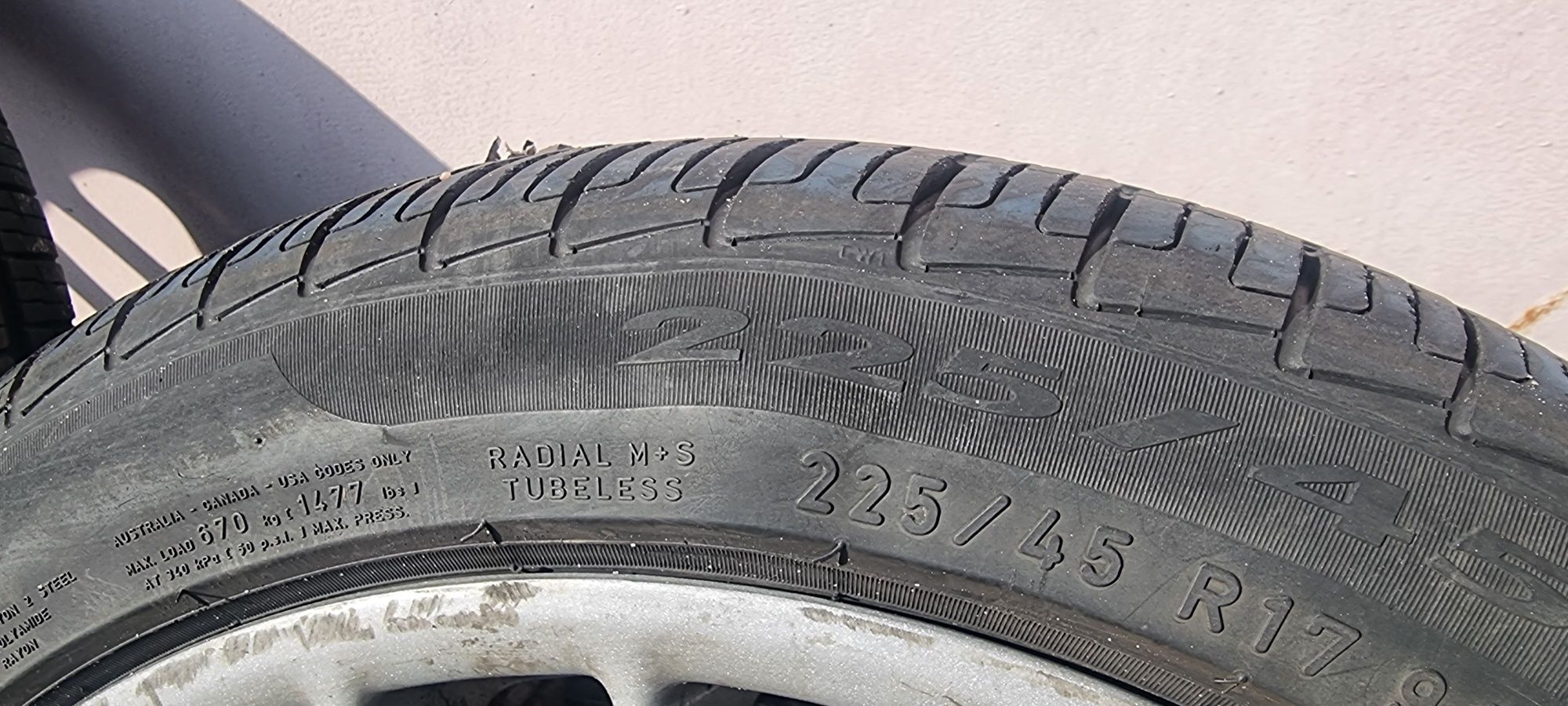 Диски R17 BBS  RC 307 5×112 8J×17 ET35
5x112
8Jx17
ET35