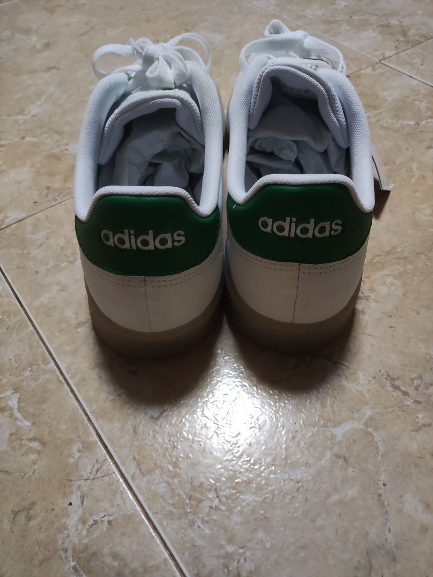 Sapatilhas adidas primegreen tamanho 47,5