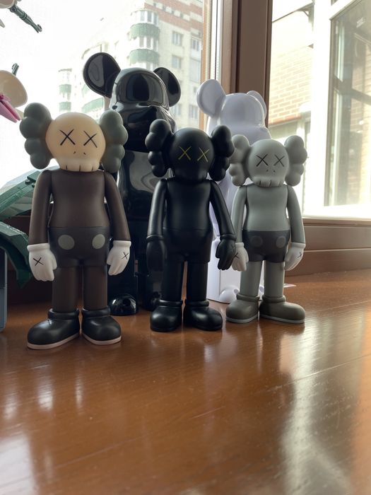 Фигурка kaws companion open edition