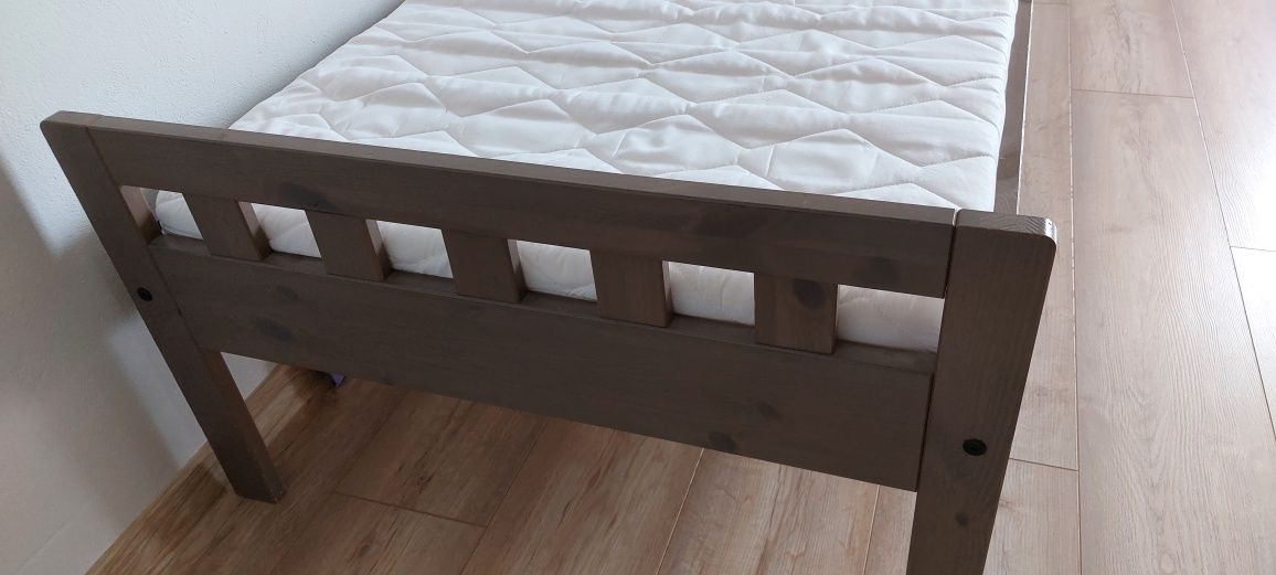 Łóżko ikea mygga 80x160 z materacem