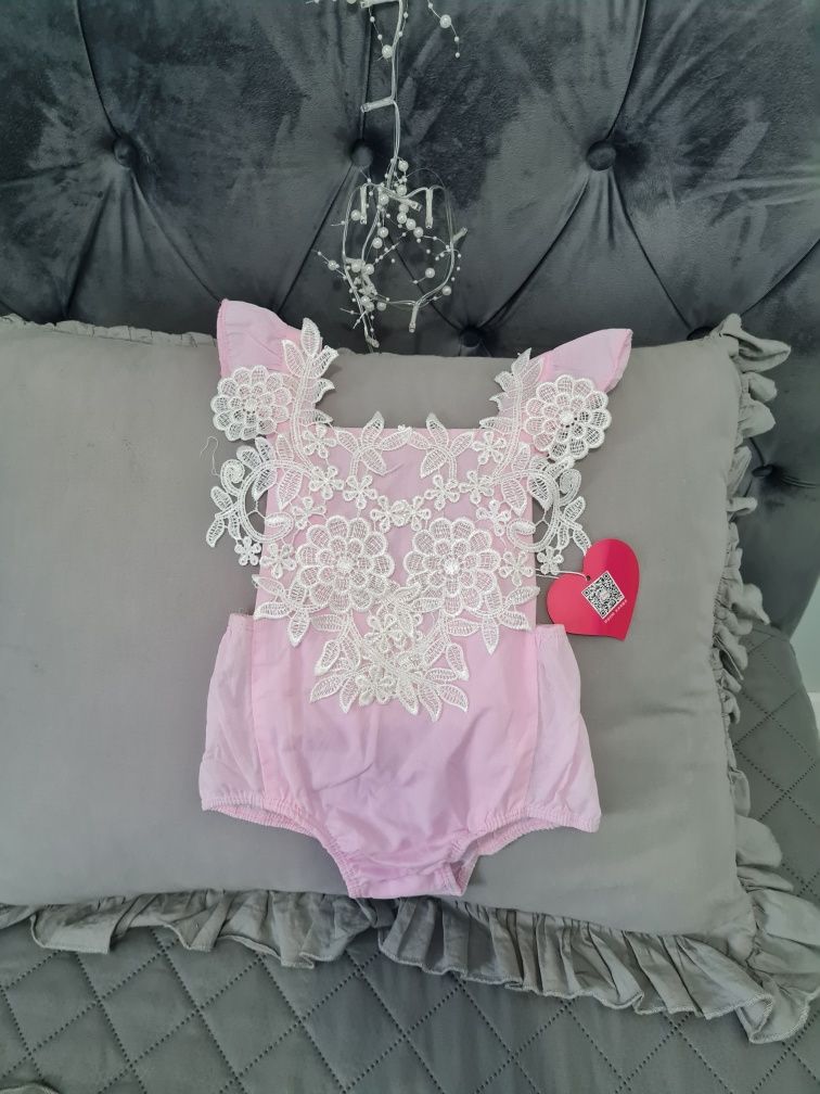 Body Rampers Dla Dziewczynki Różowy 1- 3 miesiące Nowy Baby Girls