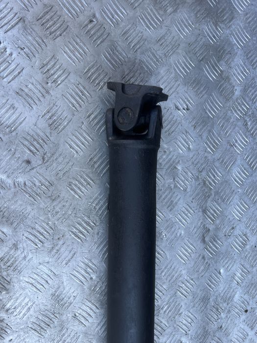 Кардан Mitsubishi pajero 1986 год паджеро обьем 2.0 бенз