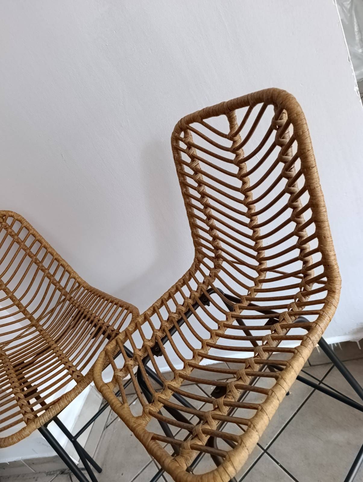 Zestaw dwóch krzeseł rattanowych wyprzedaż