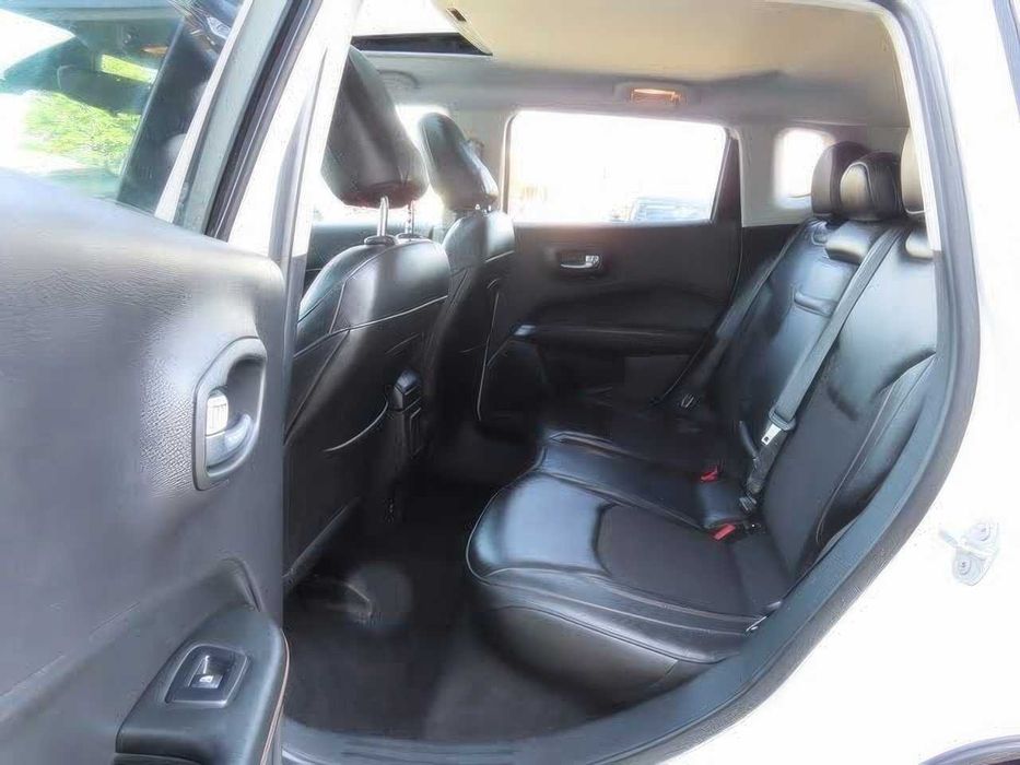 Jeep Compass Latitude      2018