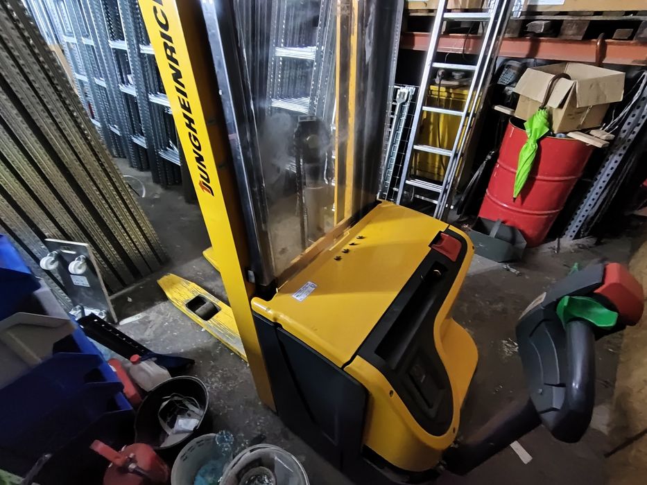 Paleciak elektryczny Jungheinrich EJC 212 wys. podnoszenia 5 350.