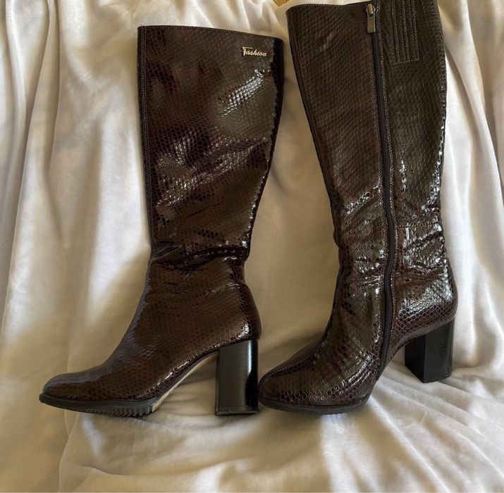 Продам чобітки супер стан! 36р