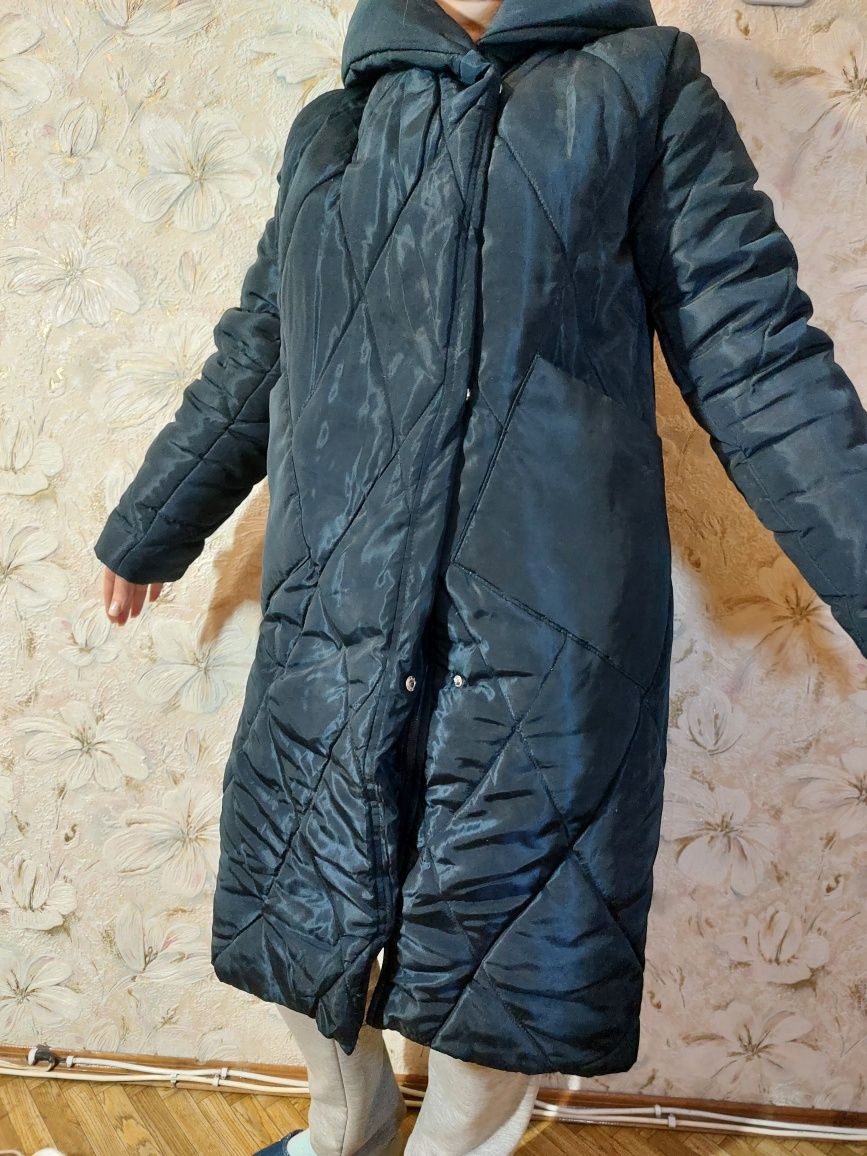 Куртка удлиненная женская, зимняя (размер 48)