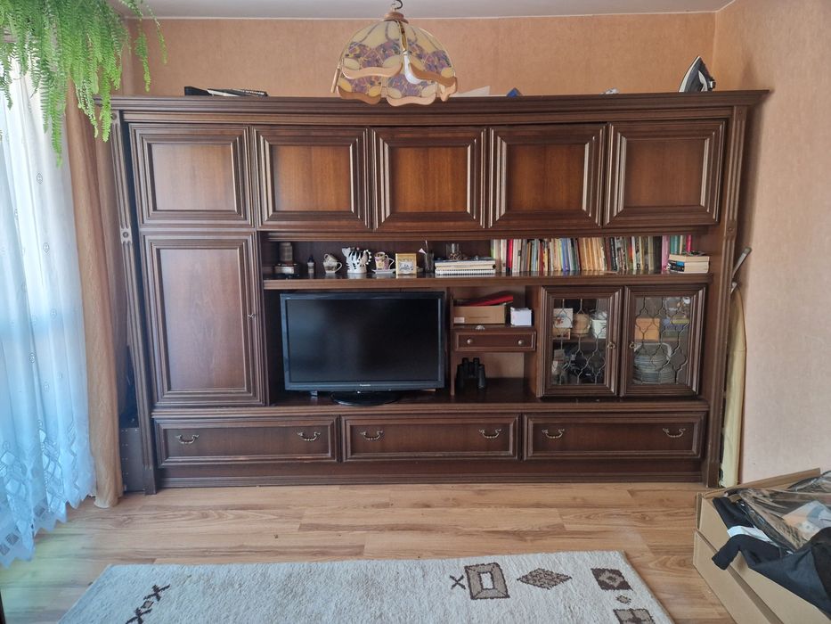 Mebloscianka drewniana ponad 30 letnia z Wiednia