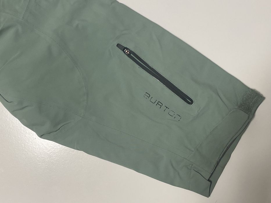 Kurtka na snowboard BURTON z serii AK rozmiar XL Goretex + Primaloft