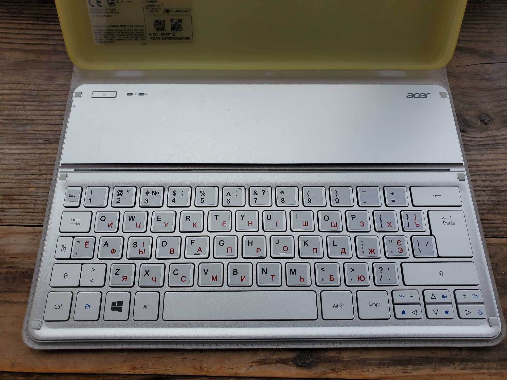 Microsoft Surface 3 2Gb/64Gb + Bluetooth клавиатура