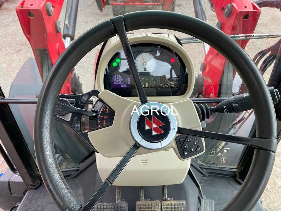 Massey Ferguson 5613 Dyna4, 2015r z ładowaczem MF956