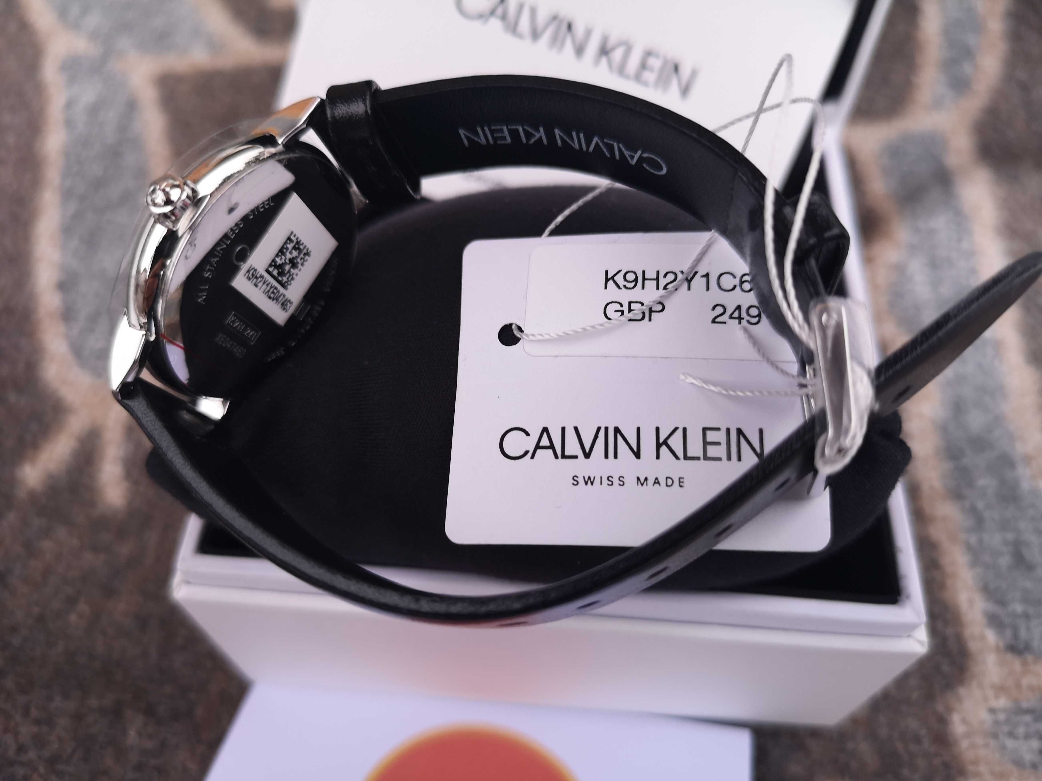 Calvin Klein, nowy damski zegarek, jak Armani