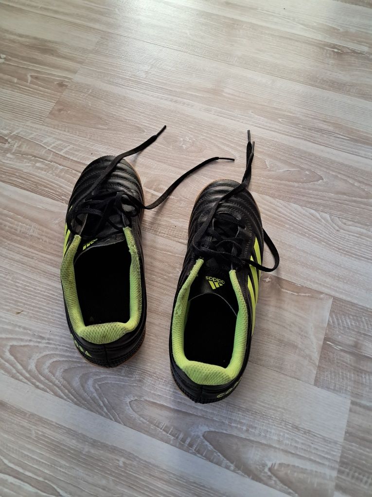 Buty do piłki halówki Adidas copa rozm. 36 i2/3 czarne plus gratisNike