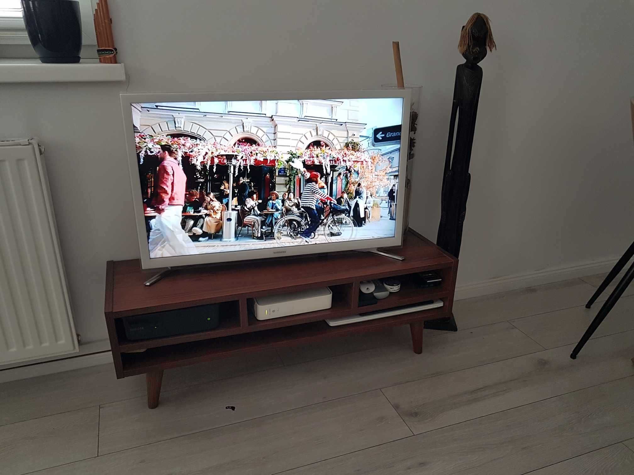 szafka rtv i audio
