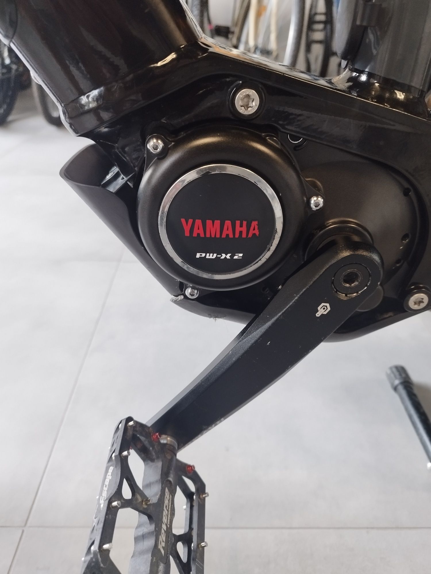 Rower elektryczny enduro Raymon, XT 8000, Yamaha, Fox, Magura, Mullet