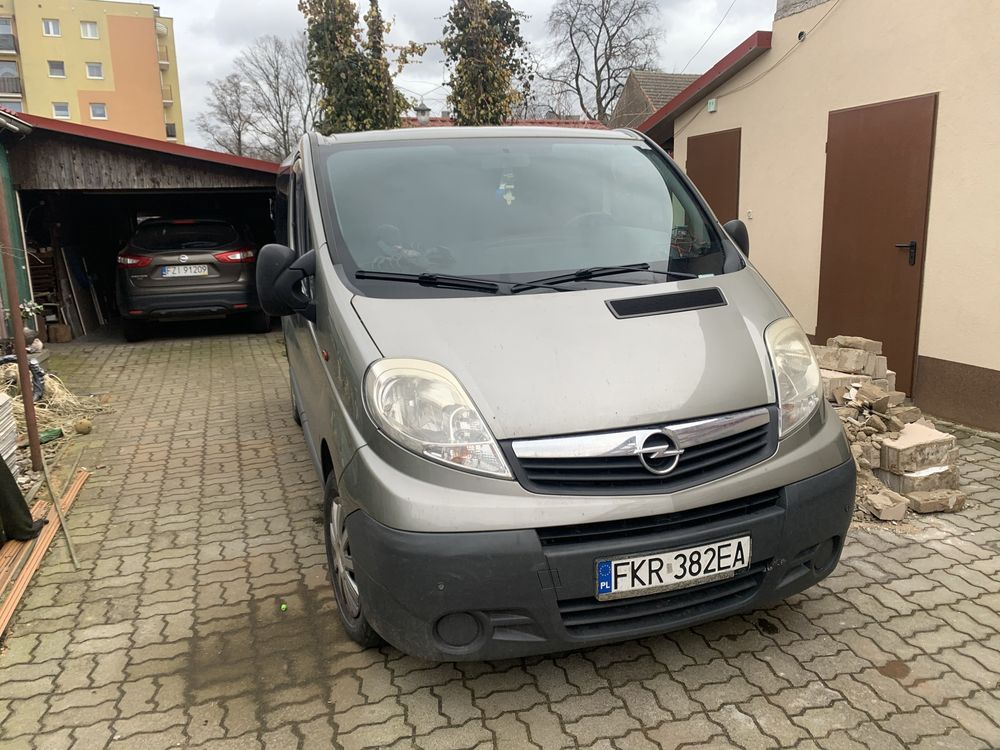 Opel vivaro 9osob