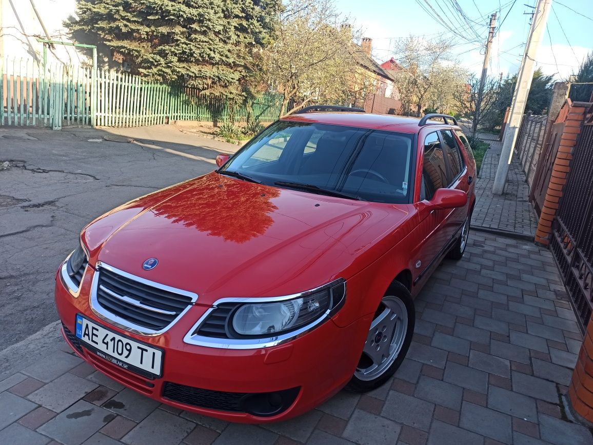 Автомобіль Сааб 9-5