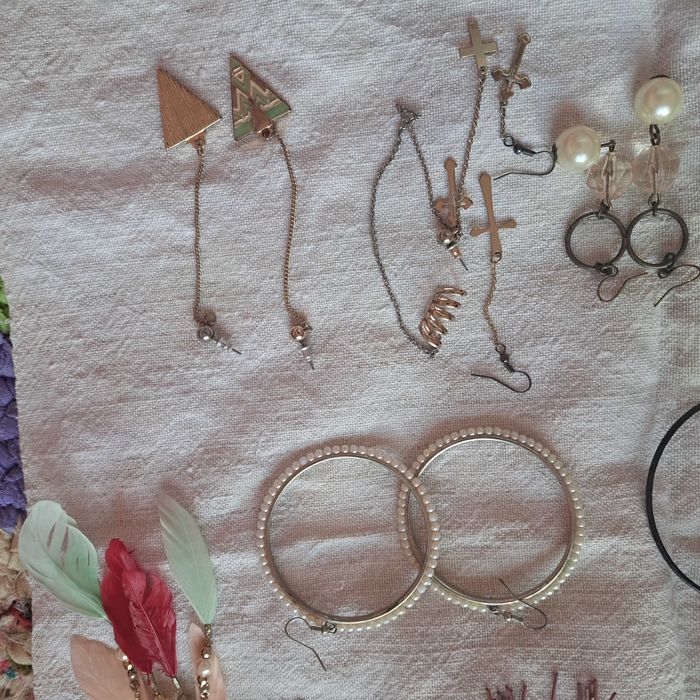 Продаю колекцію біжутерії