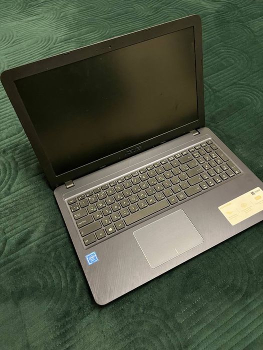 Ноутбук. Asus x543m