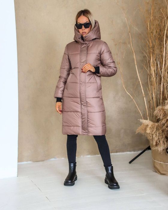 Тёплое зимнее пальто пуховик