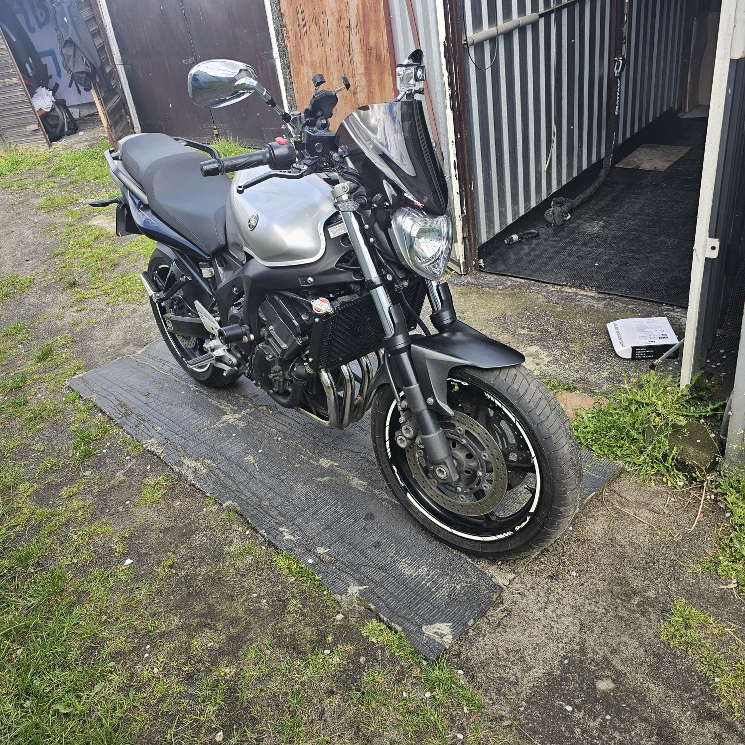 Sprzedam Yamaha Fz 6 S2 naked