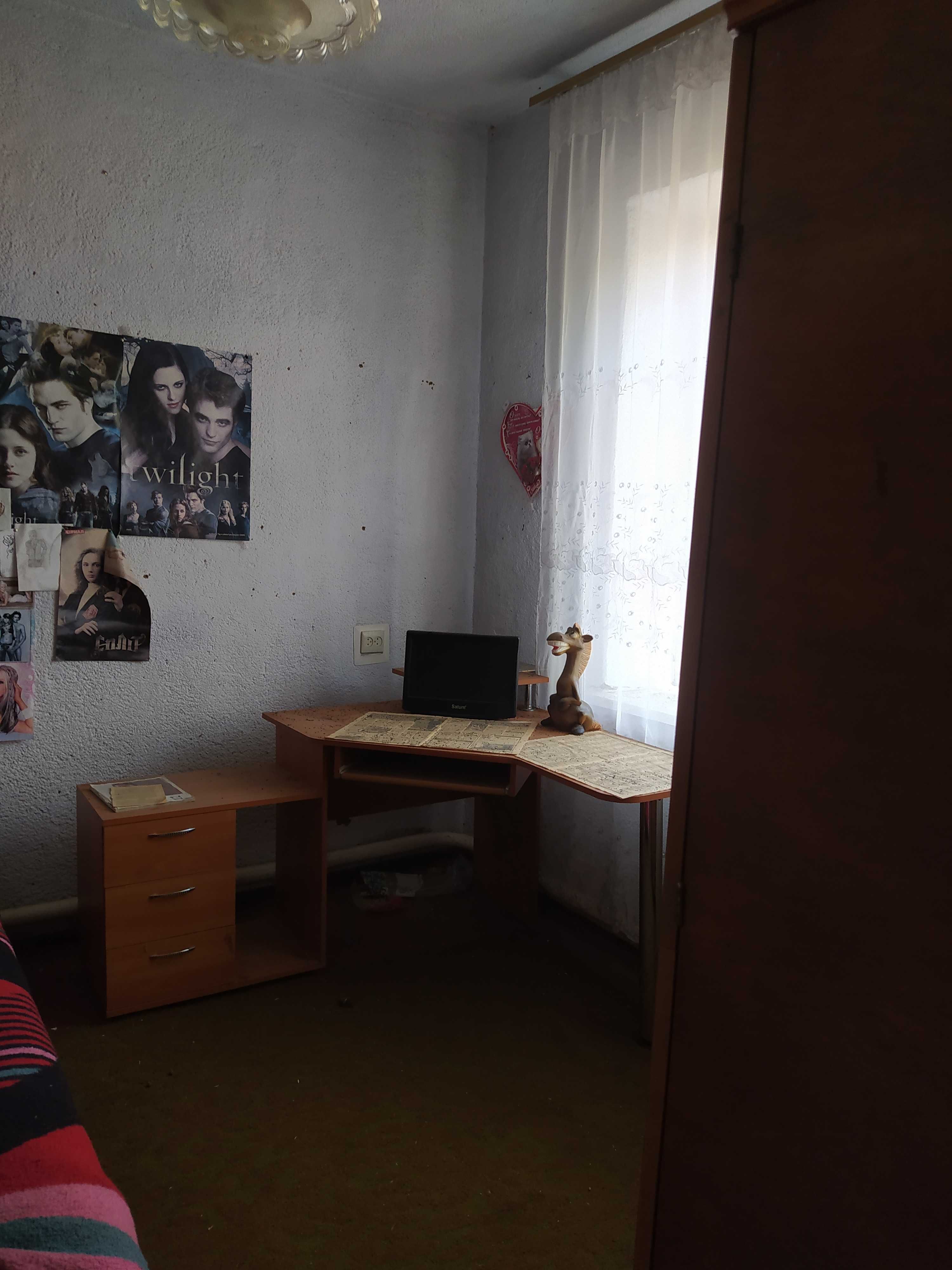 Дом 4 к 102 кв г. Новый Буг,в/уд. автономное,18 сот.гараж ,без ремонта