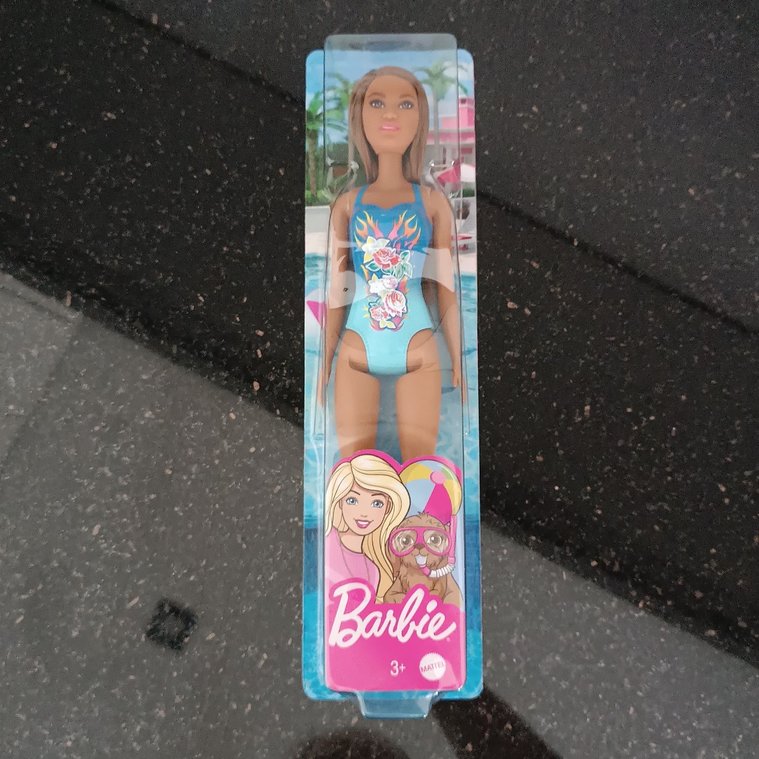 Lalka Barbie Mattel plażowa w niebieskim stroju kąpielowym