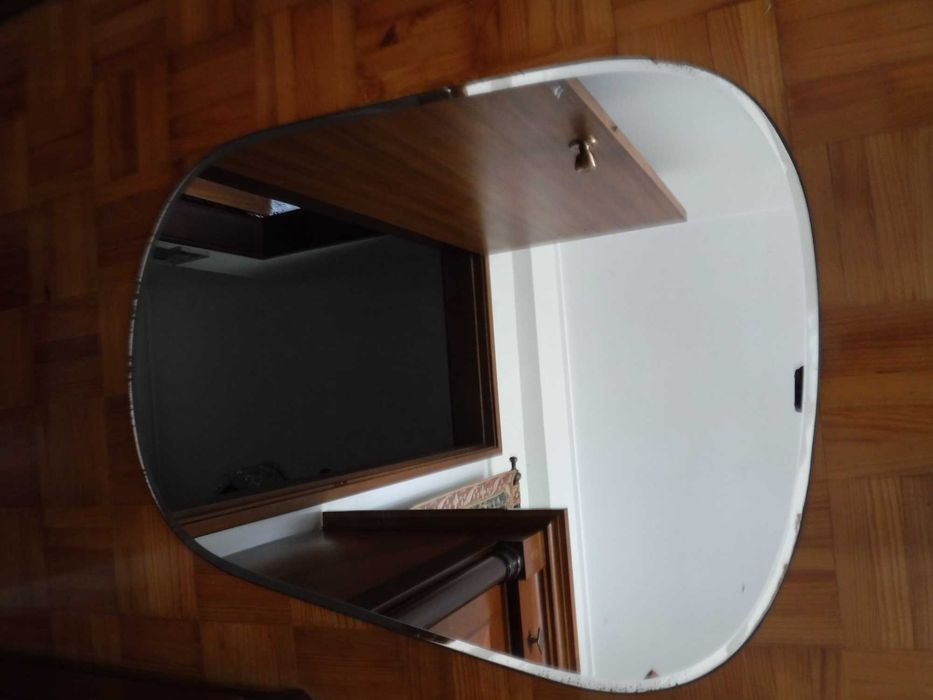 Espelho oblongo, rectangular e oval