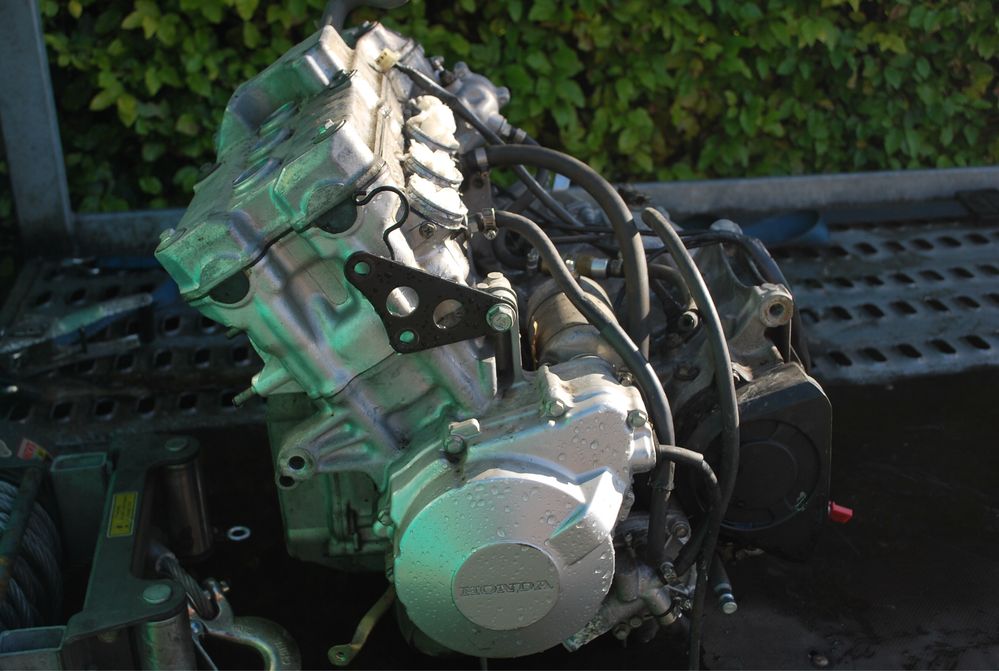 HONDA CBR 600 F3 (1998) silnik