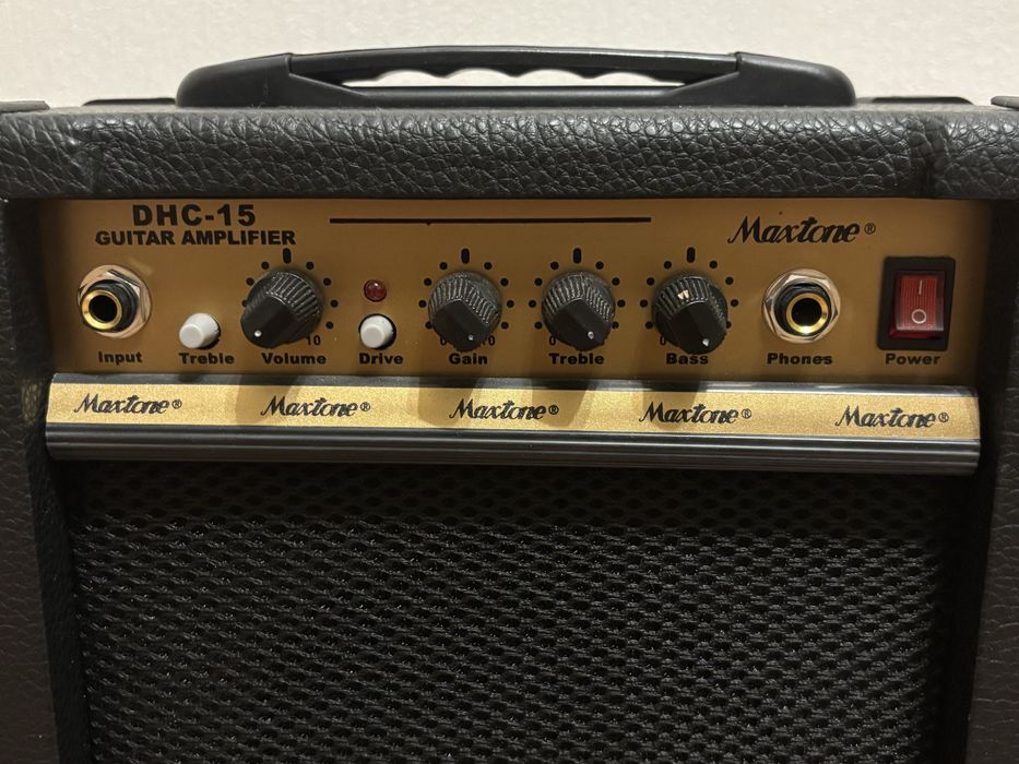 Комбопідсилювач MAXTONE DHC-15