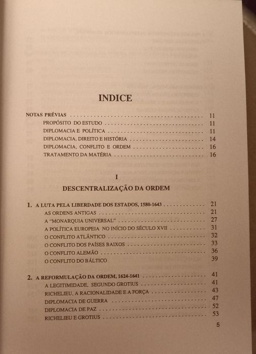 Livro História Diplomática