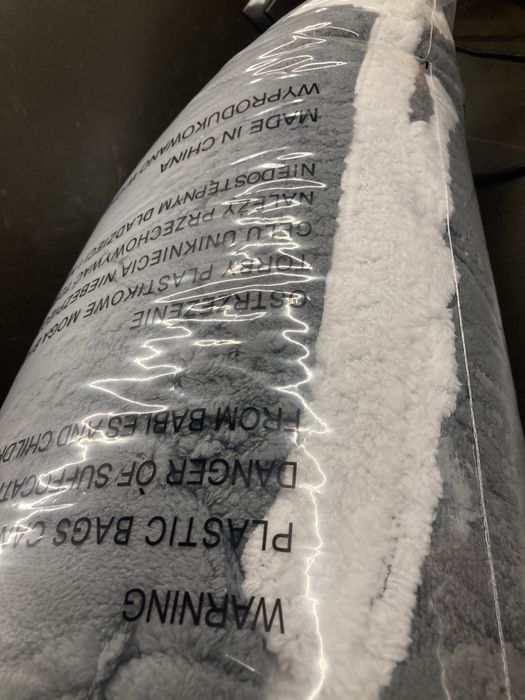 Komplet garnków, pościel 220x200, koc 220x200