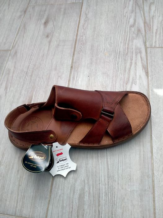 Чоловічі сандалі