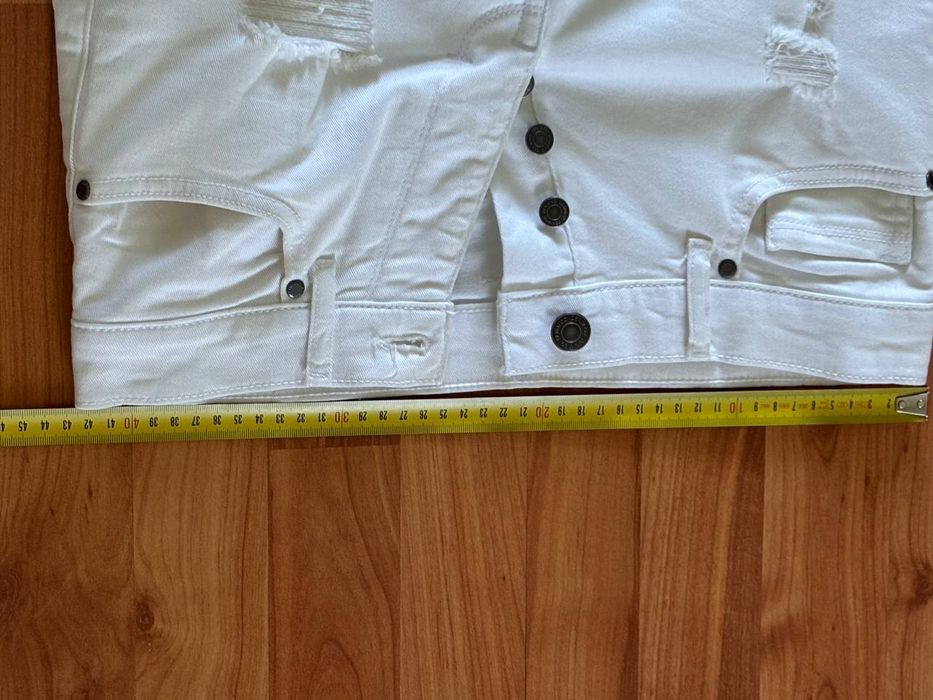 Рвані Джинсові Шорти