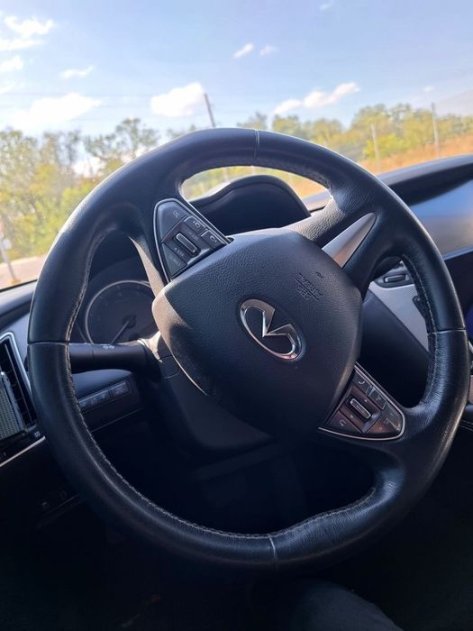 Infiniti Q50 2015г.