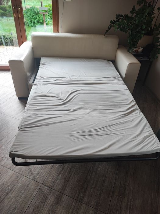 Kanapa, sofa skórzana z funkcją spania