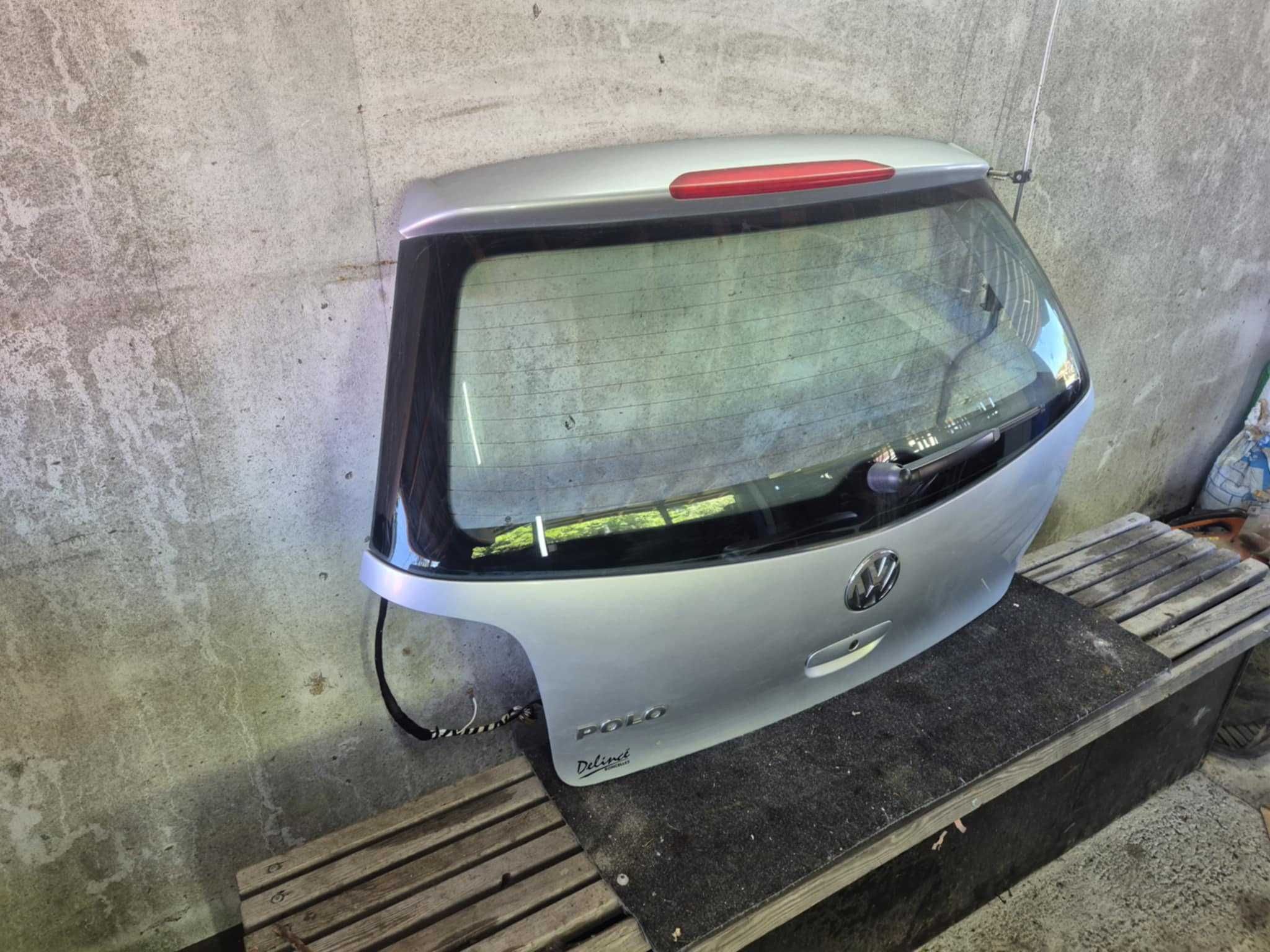 Klapa Bagażnika Tył Tylna VW Polo IV 9N 5D  LA7W LIFT  ZDROWA !!!