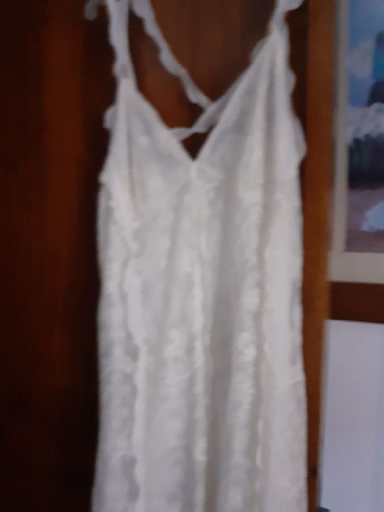 Vestidos usados outros novos