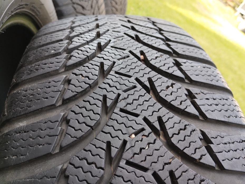 4 Opony zimowe KUMHO 225/60/17