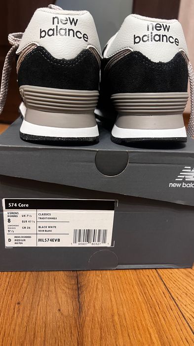 Кросівки чоловічі New Balance 41 розмір