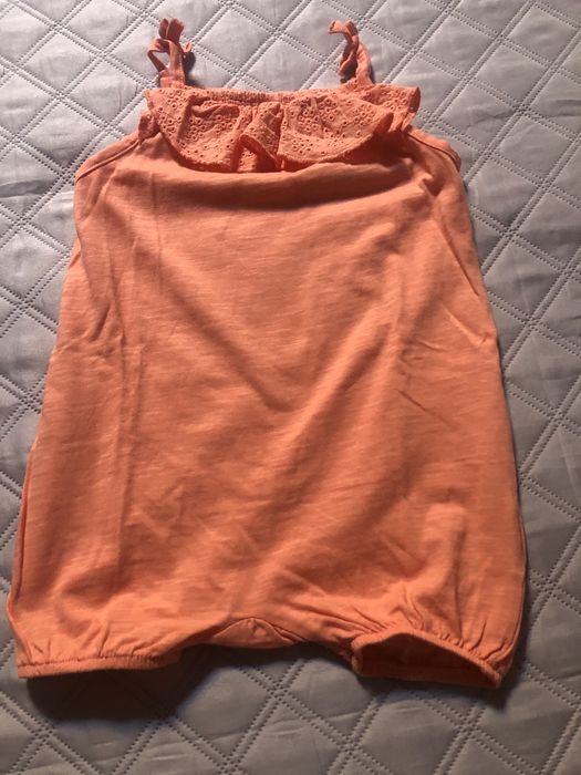 Roupinha bebé menina