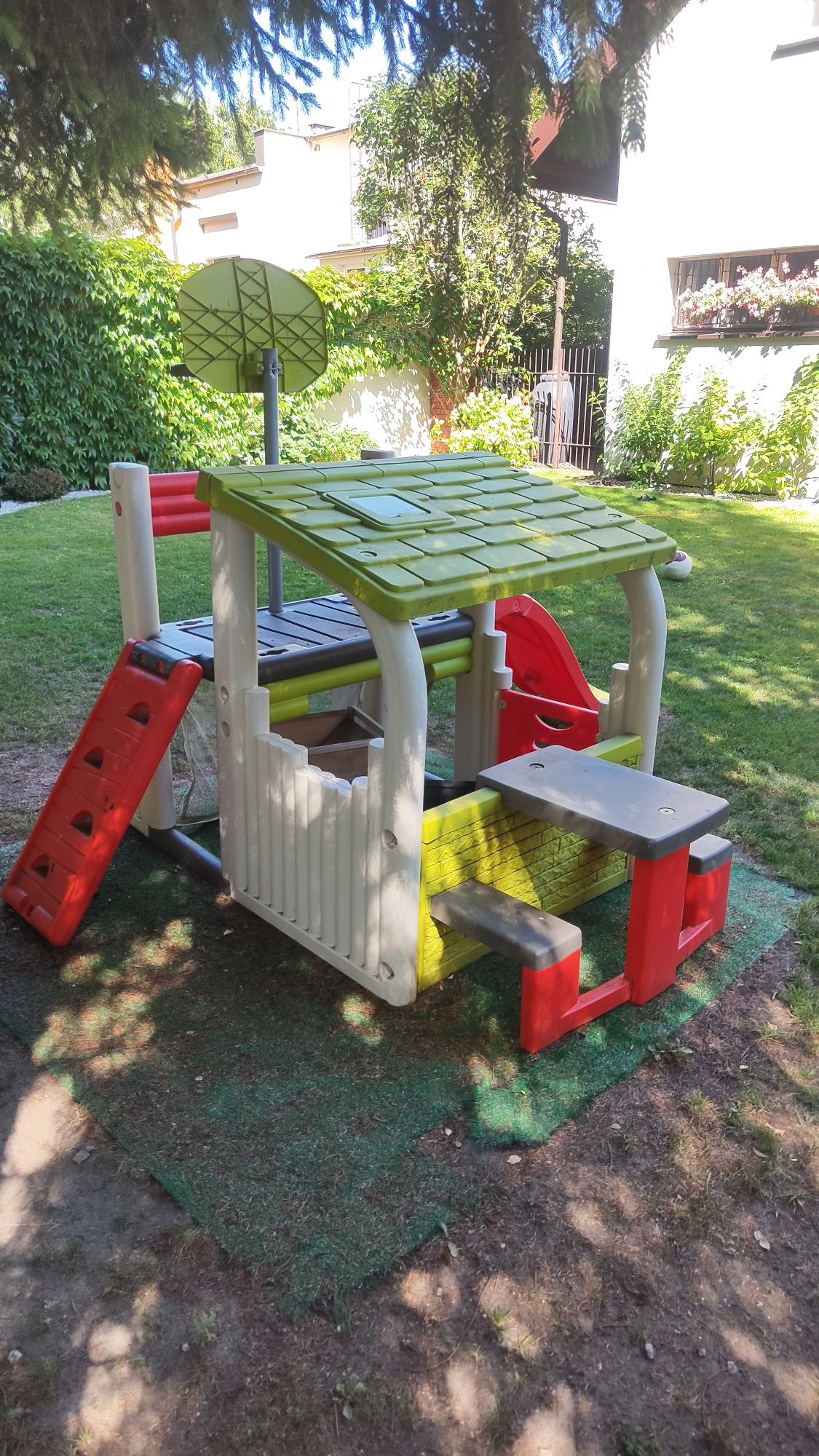 Domek smoby zjeżdżalnia koszykówka