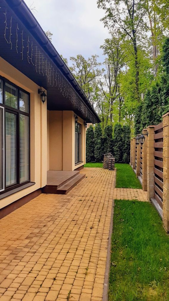 Продажа Дом Буча Лесная в окружении леса покупай и отдыхай.