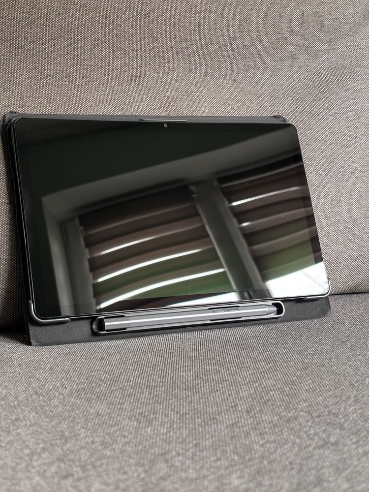 Lenovo tab m10 plus