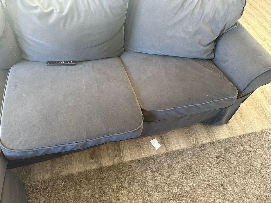 Vendo meu sofá em ótimo estado, 10 meses de uso ainda tenho a garantia