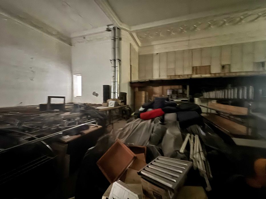 Центр приміщення 1389 кв.м. ТОП місце ціна 550 тис. у.о.